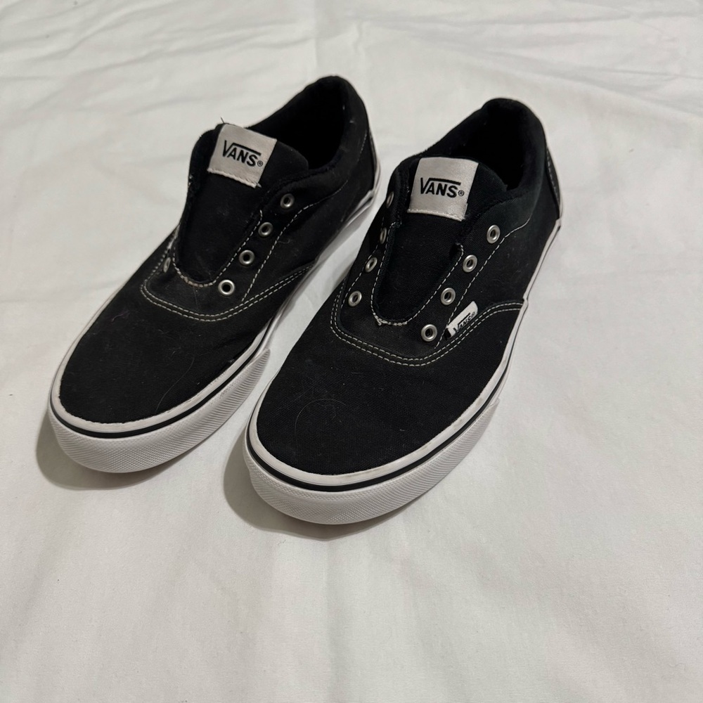 Vans Youth Size 5 Black Low Top Skate Shoes Slip On No Laces Waffle Sole